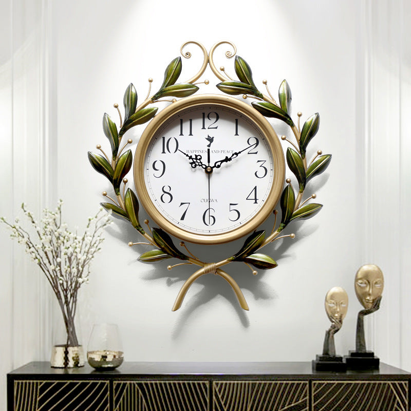 American Atmosphere Wall Clock: Artful Silence, High-Fashion European Home Decor for Kitchen, Living Room, Bedroom, Bathroom, and Office，16.14 * 16.93inches