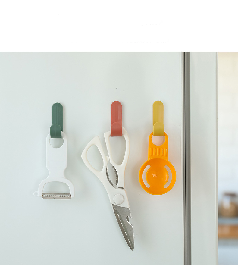 北欧スタイルの粘着Jフック - すっきりとしたスペースを実現する壁掛けキッチンオーガナイザー、鍋やフライパンを吊るすための北欧風の再利用可能な貼り付けフック