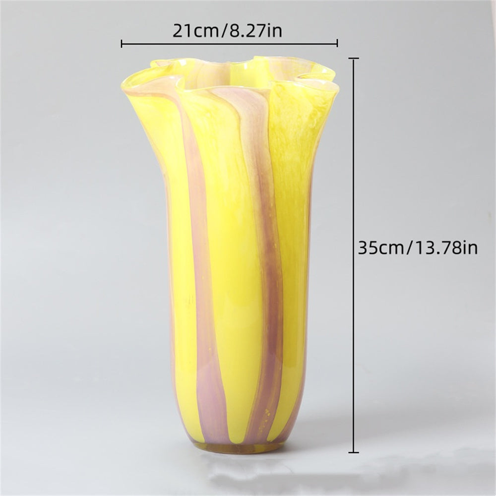 Candy-Striped Vertical Trumpet Flower Handcrafted Hydroponic Glass Vase: A Colorful Home Decor Ornament for Floral Enthusiasts