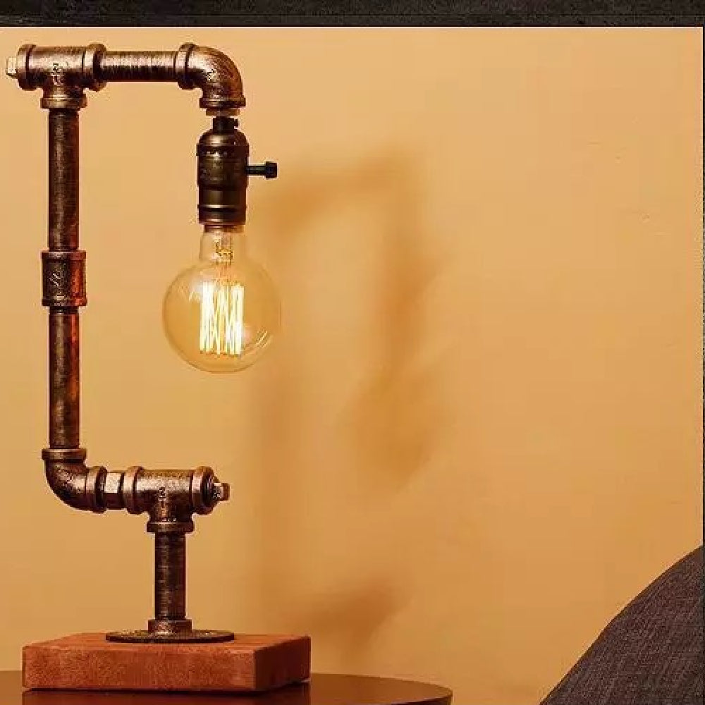 Vintage Industrial Style Creative Table Lamp, American Wrought Iron Distressed Decorative Desk Lamp, Edison Light Source, 1.73 Inches Tall, Suitable for Living Room Bedroom Study Bedside Lamp