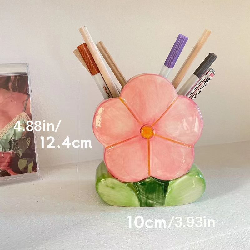 Blooming Flower Cosmetic Brush Holder , Stylish and Functional Makeup Accessory,Elegant Flower,Shaped Brush Organizer - Aesthetic Storage for Your Makeup Tools,3.93*4.88in